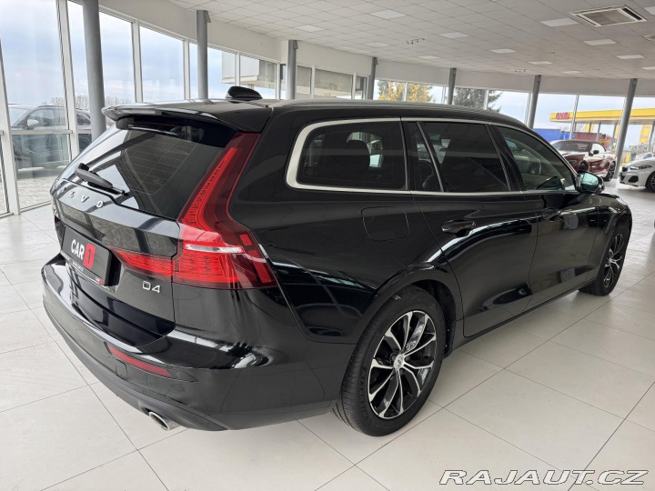 Volvo V60 D4 Aut*140kW*LED*KeyLess* 2019