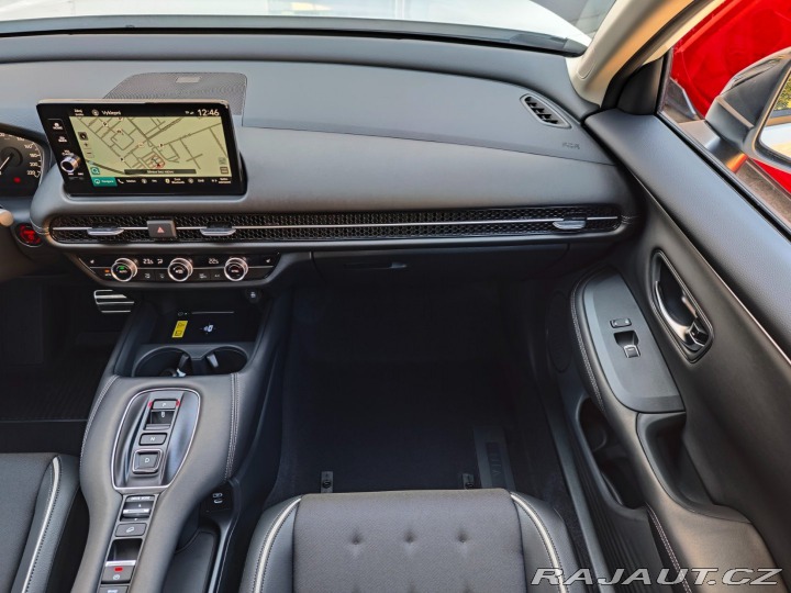 Honda ZR-V 2.0e:HEV 135kW Sport WHIT 2025
