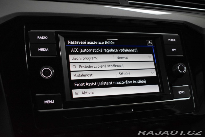 Volkswagen Passat 1.5 TSI BUSINESS*ACC*DPH* 2022