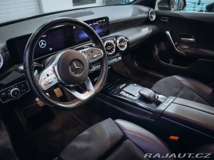 Mercedes-Benz A A 200 AMG 2022