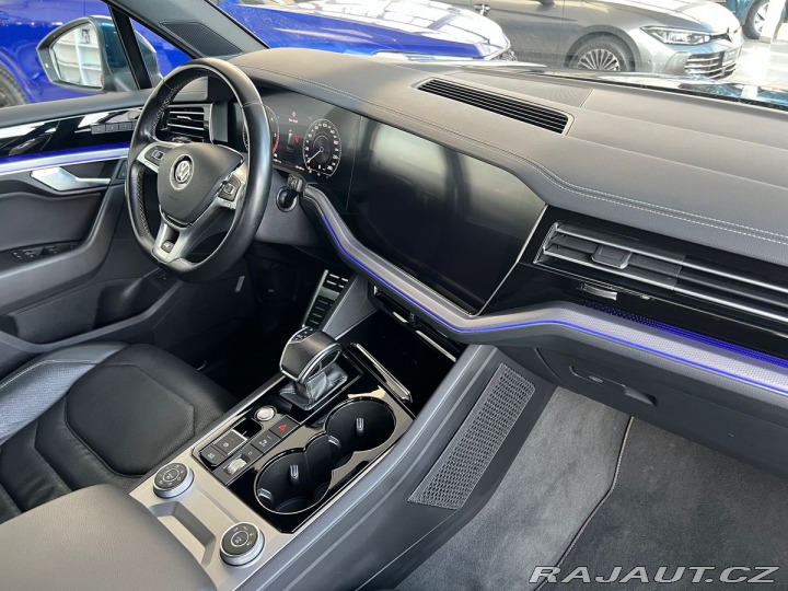Volkswagen Touareg R-line  210kW Tažné 2020