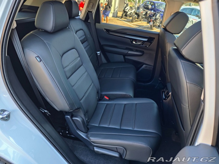 Honda CR-V 2.0 eHEV ADVANCE 4WD REZE 2025