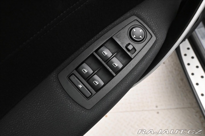 BMW X3 3,0 d xDrive 160kW AT6 Se 2007