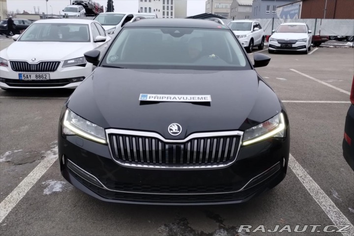 Škoda Superb 2,0 TDI 110 kW DSG Style 2023