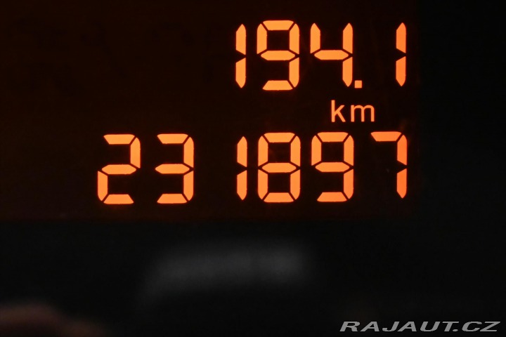 Peugeot 3008 1,6 HDI 82 kW Tažné zaříz 2012