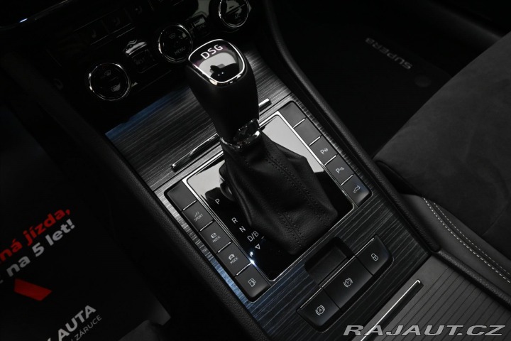 Škoda Superb 1,4 TSI iV 160 kW Style Z 2021