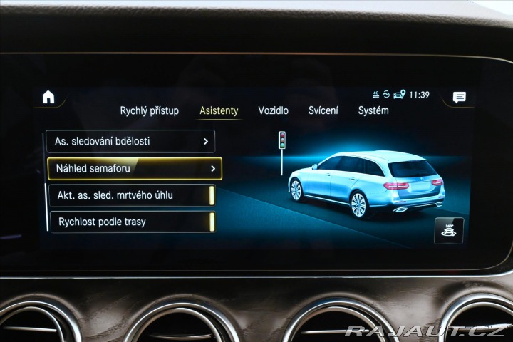 Mercedes-Benz E 2,0 300de 225 kW AMG Line 2021