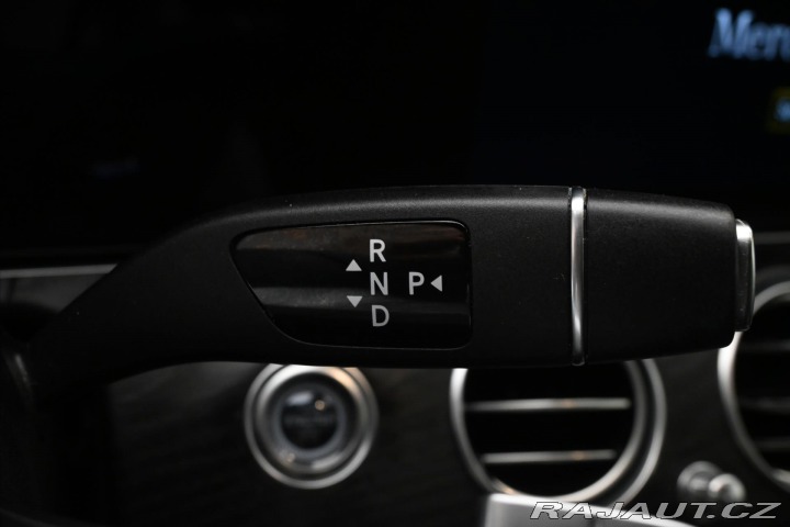 Mercedes-Benz E 2,0 300de 225 kW AMG Line 2021