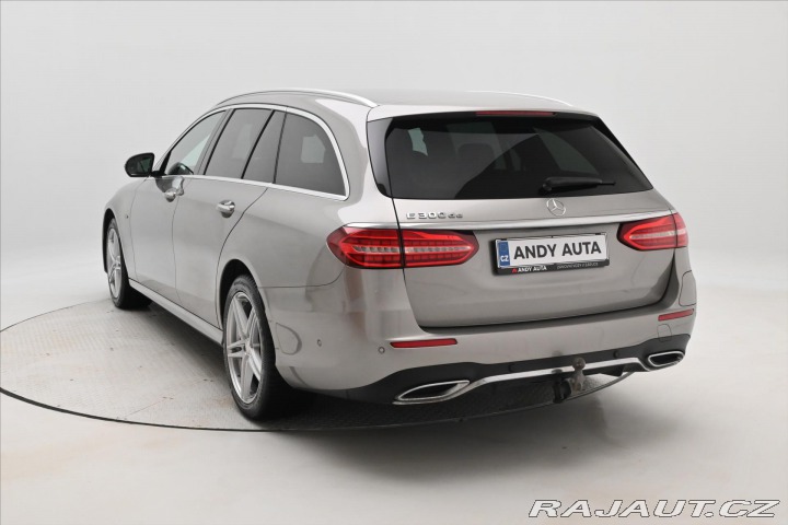 Mercedes-Benz E 2,0 300de 225 kW AMG Line 2021