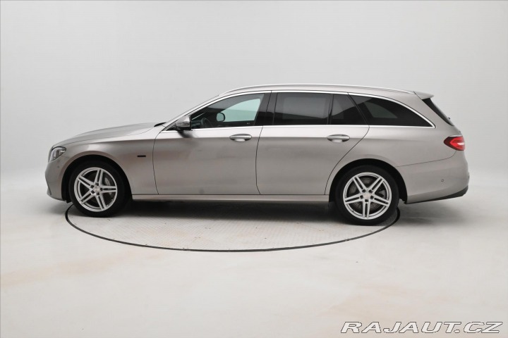 Mercedes-Benz E 2,0 300de 225 kW AMG Line 2021