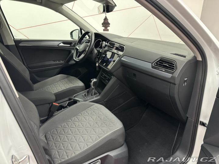 Volkswagen Tiguan 1.5 TSI*TAŽNÉ*LED*CZ*DPH 2022