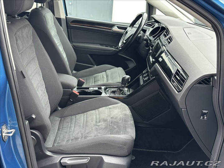 Volkswagen Touran 1,4 TSI 150PS Highline D 2015