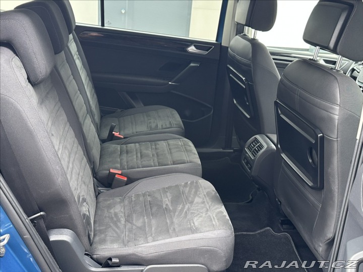 Volkswagen Touran 1,4 TSI 150PS Highline D 2015