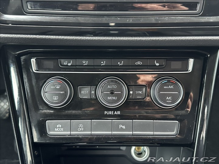 Volkswagen Touran 1,4 TSI 150PS Highline D 2015