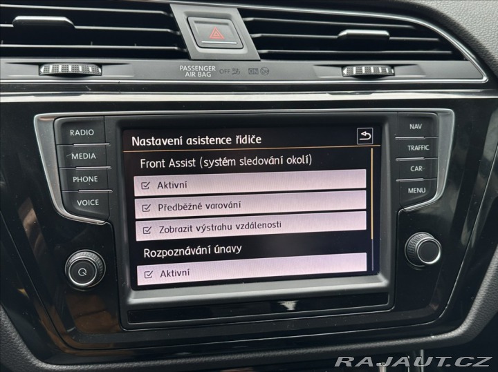 Volkswagen Touran 1,4 TSI 150PS Highline D 2015