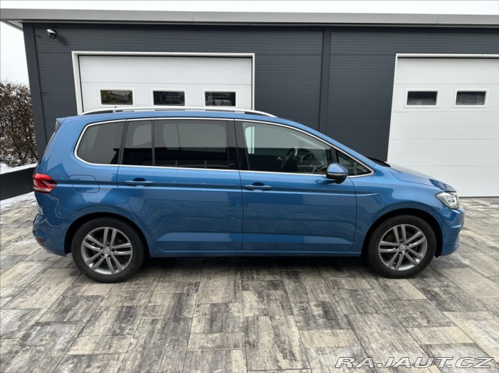 Volkswagen Touran 1,4 TSI 150PS Highline D 2015