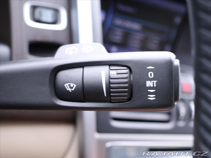 Volvo XC60 2,4 D3 120kW AWD AT Summu 2011