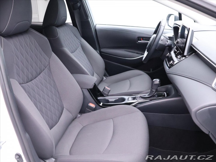Toyota Corolla 1,5 VTi Aut. DPH CZ Comfo 2023