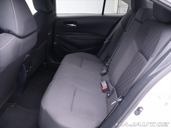 Toyota Corolla 1,5 VTi Aut. DPH CZ Comfo 2023