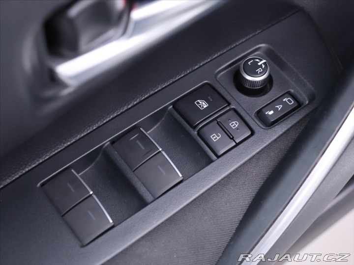 Toyota Corolla 1,5 VTi Aut. DPH CZ Comfo 2023