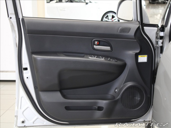 Kia Carens 2,0 CRDi 106tkm. 7 míst 1 2006