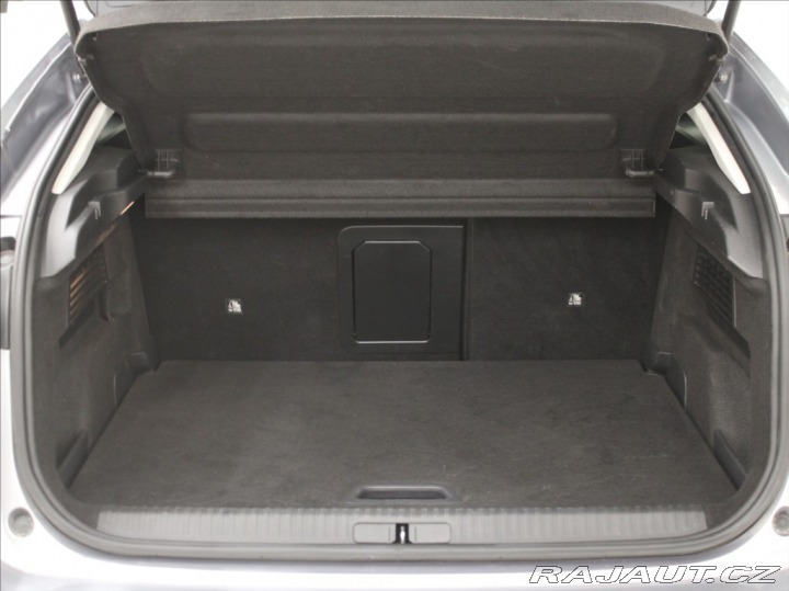 Citroën C4 1,2 PT 96kW AT Shine Pano 2023