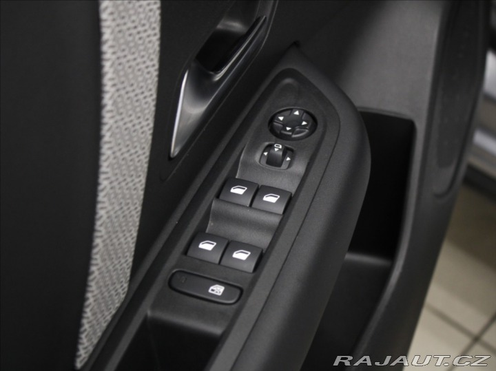 Citroën C4 1,2 PT 96kW AT Max Akční 2024