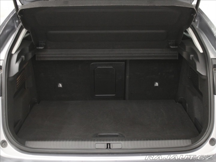 Citroën C4 1,2 PT 96kW AT Max 30tkm. 2024