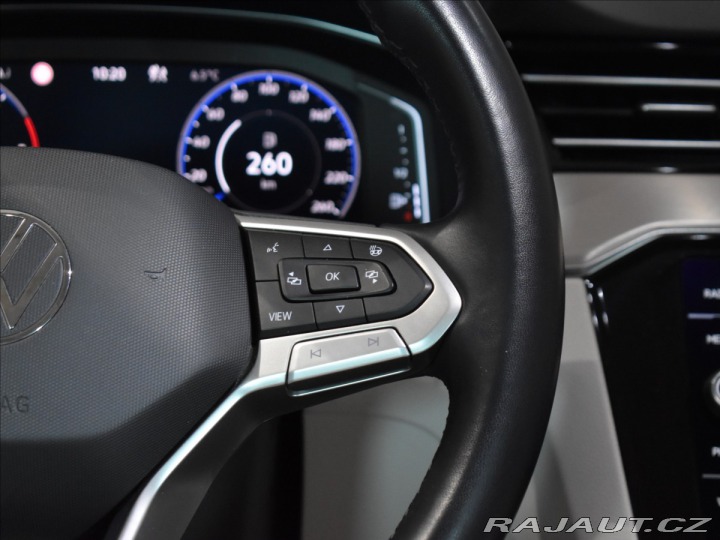 Volkswagen Passat 2,0 DSG 4 Motion R-Line T 2021