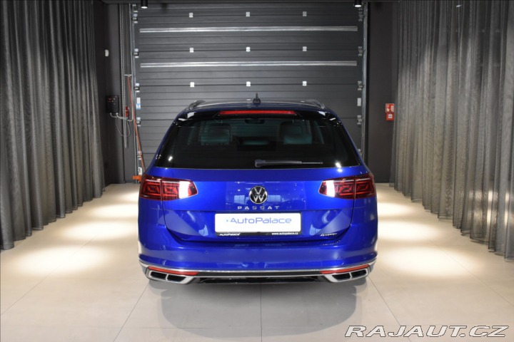 Volkswagen Passat 2,0 DSG 4 Motion R-Line T 2021