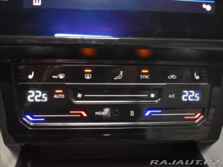 Volkswagen Passat 2,0 DSG 4 Motion R-Line T 2021