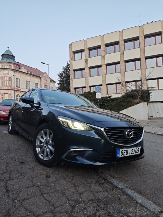 Mazda 6 2,2   Atraction 2016 Skya