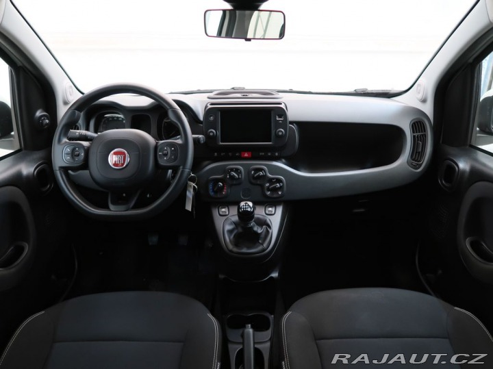 Fiat Panda 1.0HYBRID,52kW,CROSS,MAN6 1800
