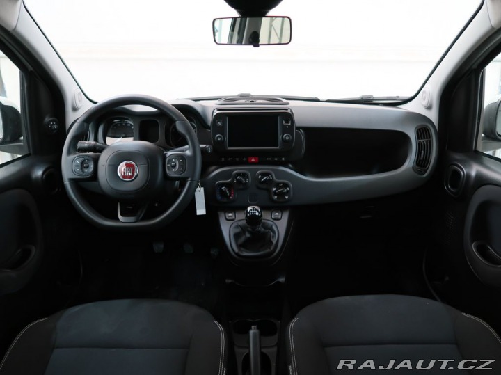 Fiat Panda 1.0HYBRID,52kW,CROSS,MAN6 1800