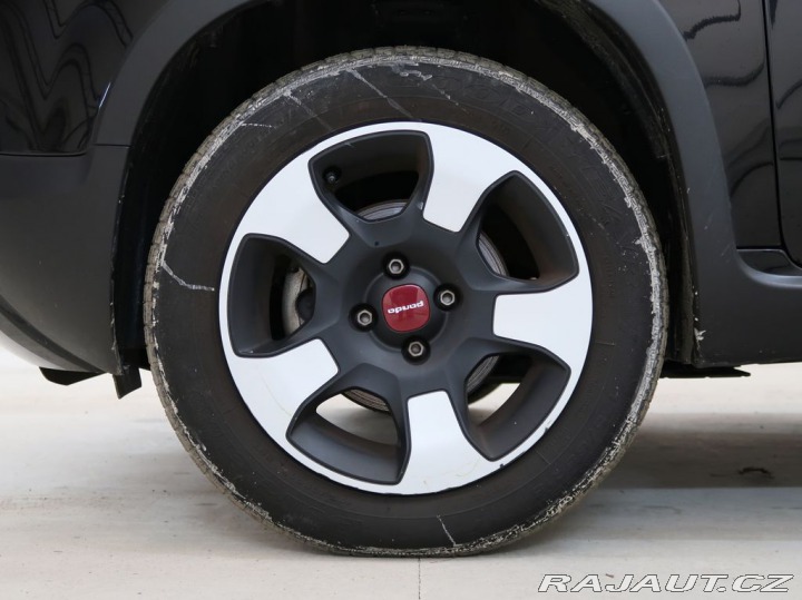 Fiat Panda 1.0HYBRID,52kW,CROSS,MAN6 1800