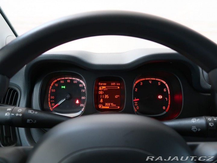 Fiat Panda 1.0HYBRID,52kW,CROSS,MAN6 1800