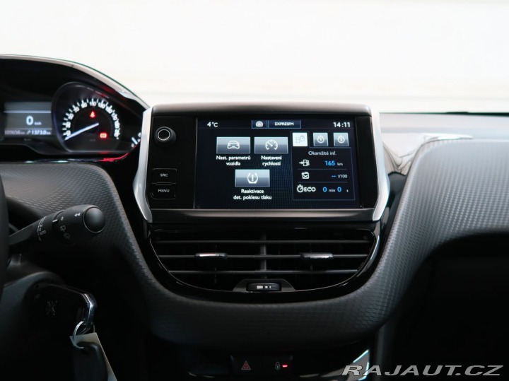 Peugeot 208 1.2PureTech,81kW,ALLURE,M 1800