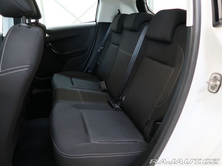 Peugeot 208 1.2PureTech,81kW,ALLURE,M 1800