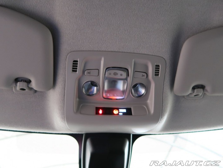 Citroën C3 1.2PureTech,61kW,SHINE,MA 1800