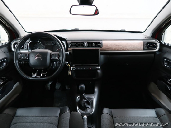 Citroën C3 1.2PureTech,61kW,SHINE,MA 1800