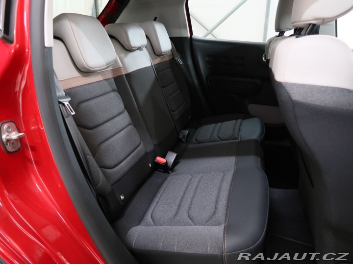 Citroën C3 1.2PureTech,61kW,SHINE,MA 1800