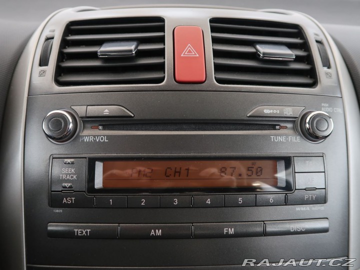 Toyota Auris 1.6VVT-i,91kW,Manuál 2007