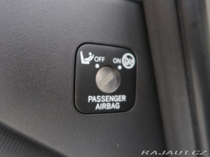 Toyota Auris 1.6VVT-i,91kW,Manuál 2007