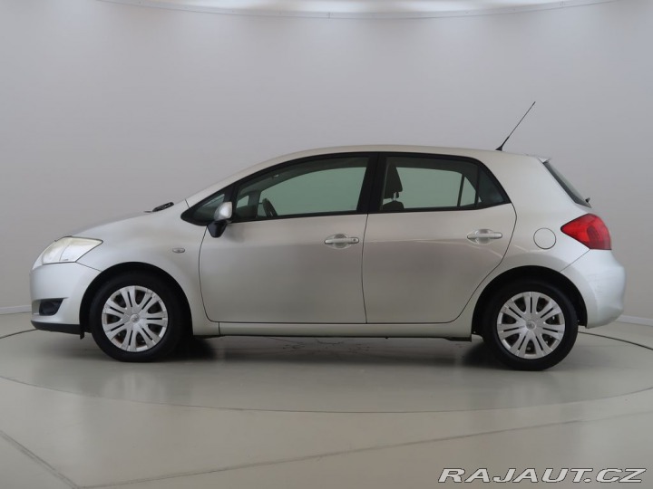 Toyota Auris 1.6VVT-i,91kW,Manuál 2007
