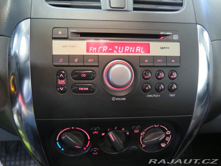 Suzuki SX4 1.6 88kW klima, tažné 2013