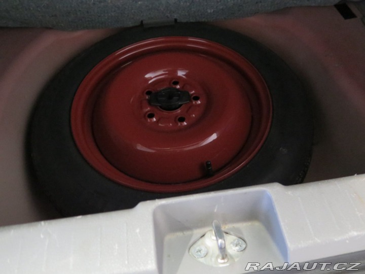 Suzuki SX4 1.6 88kW klima, tažné 2013