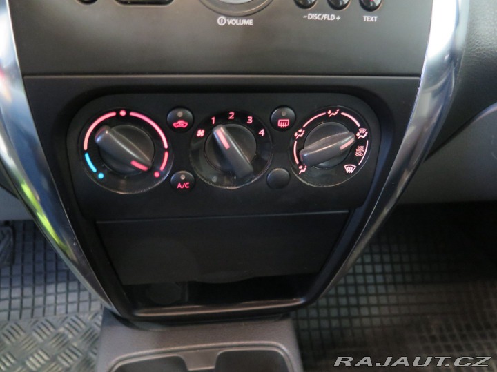 Suzuki SX4 1.6 88kW klima, tažné 2013
