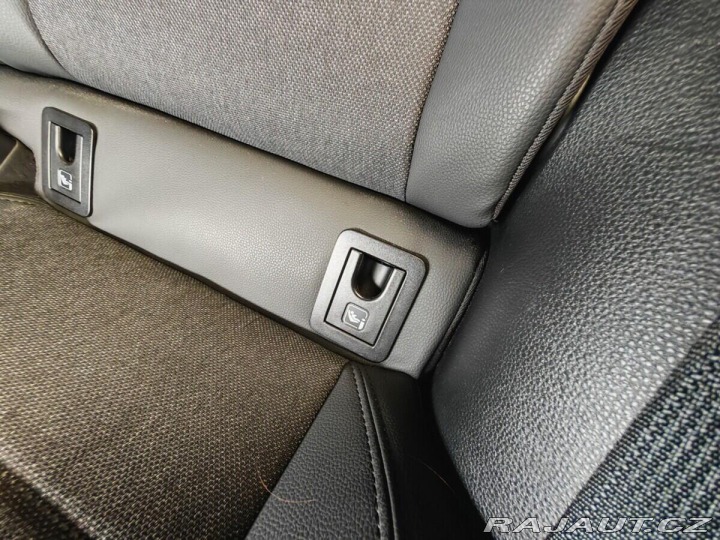 Toyota Corolla 1.8 Hybrid e-CVT Style To 2024