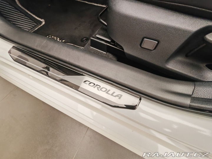 Toyota Corolla 1.8 Hybrid e-CVT Touring 2024