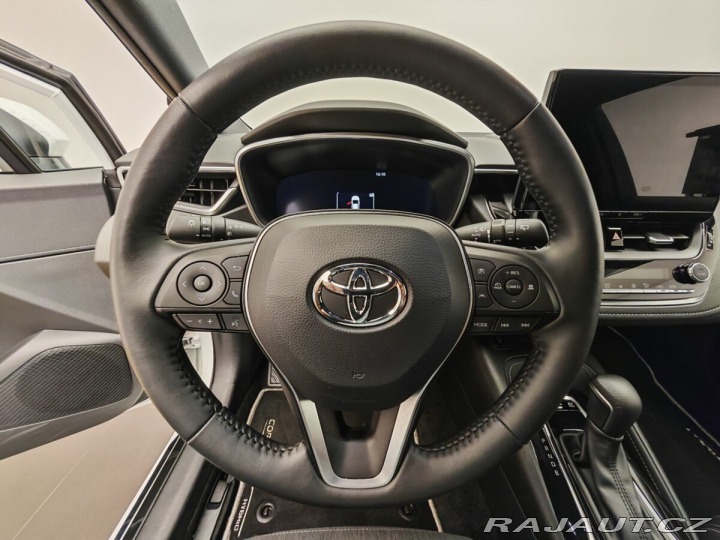 Toyota Corolla 1.8 Hybrid e-CVT Style To 2024